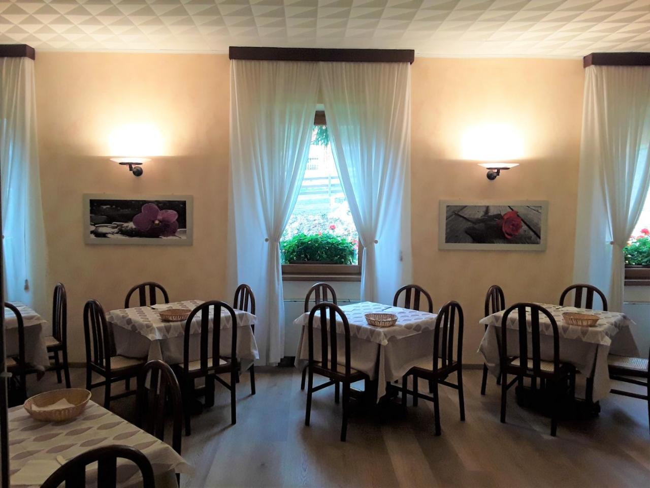 Hotel Ferrari Castione della Presolana Dış mekan fotoğraf