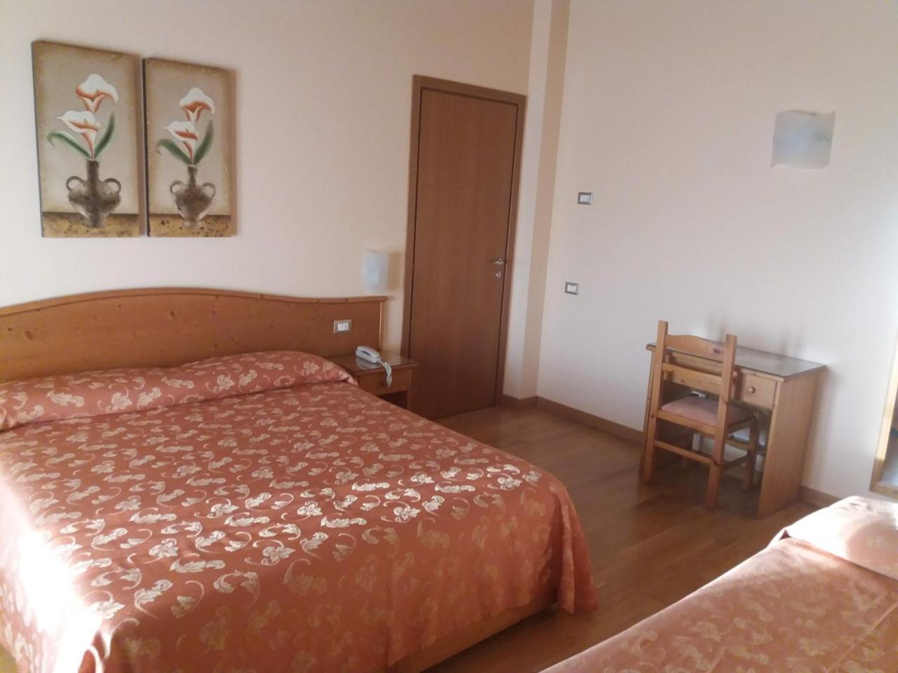 Hotel Ferrari Castione della Presolana Dış mekan fotoğraf